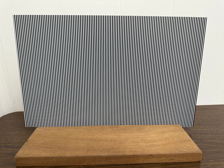 PatternPly® Black and White Vertical Stripes