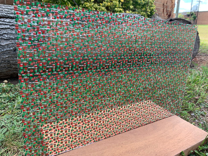 PatternPly® Scattered Red, Green, and White Presents