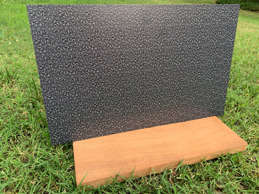 PatternPly® White Spiderwebs