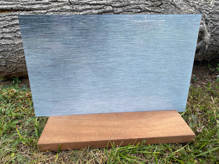 PatternPly® Linear Brushed Metal