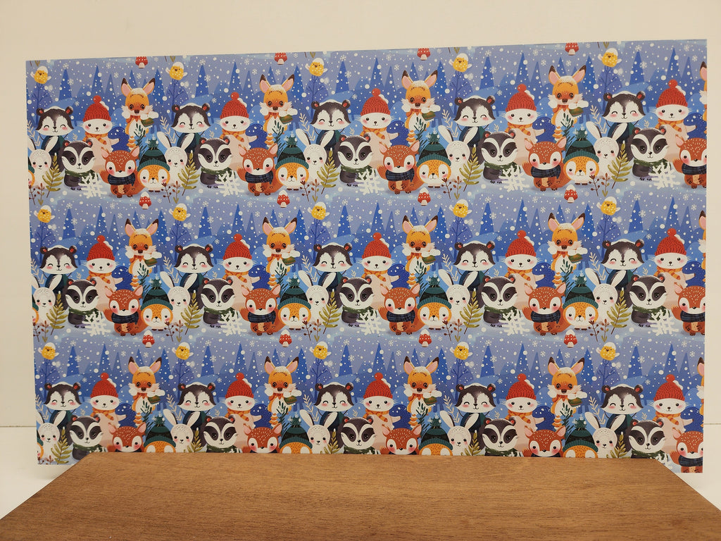 PatternPly® Full Coverage Winter Animals product photo 3