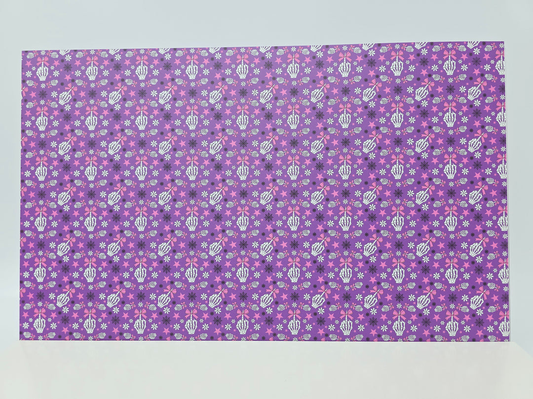 PatternPly® Full Coverage Fingers and Bows on Purple