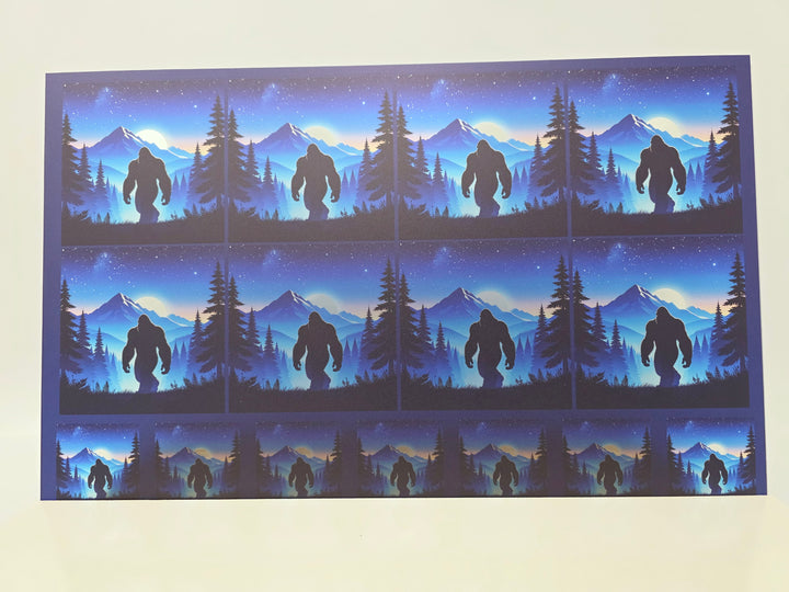 PatternPly® Transparent Wandering Big Foot 2sizes