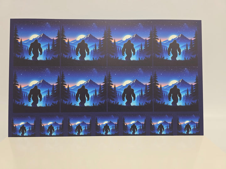 PatternPly® Full Coverage Wandering Big Foot 2sizes