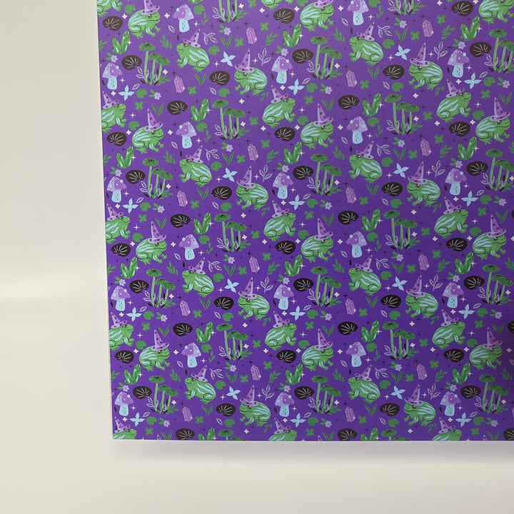 PatternPly® Transparent Witchy Frogs