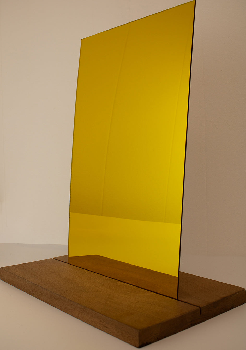 1/8" Yellow Mirrored Acrylic (per sheet)