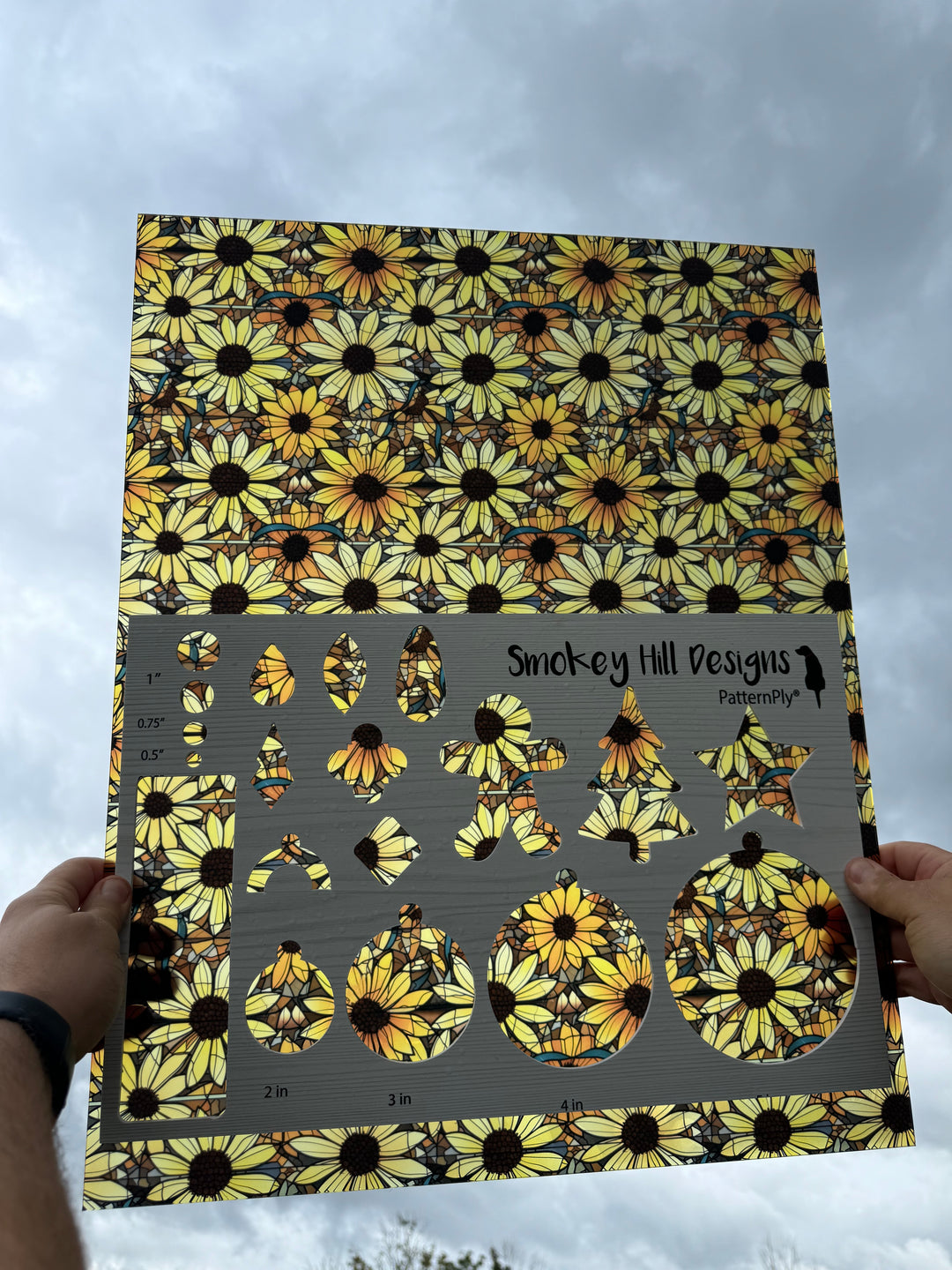 PatternPly® 19x24" Transparent Black Eyed Susan Stained Glass XL Scale