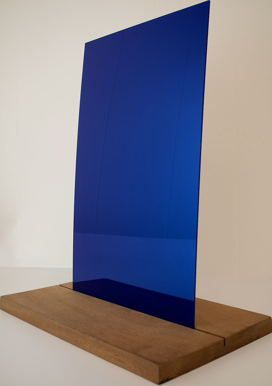 1/8" Blue Mirrored Acrylic (per sheet)