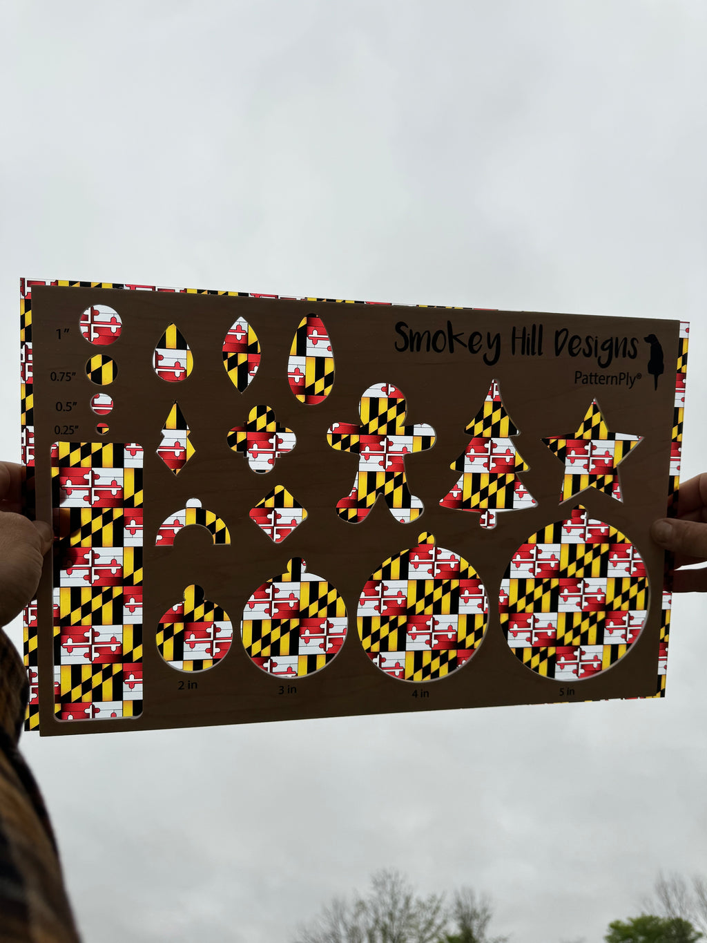 PatternPly® Transparent Maryland Flag Stained Glass product photo 2