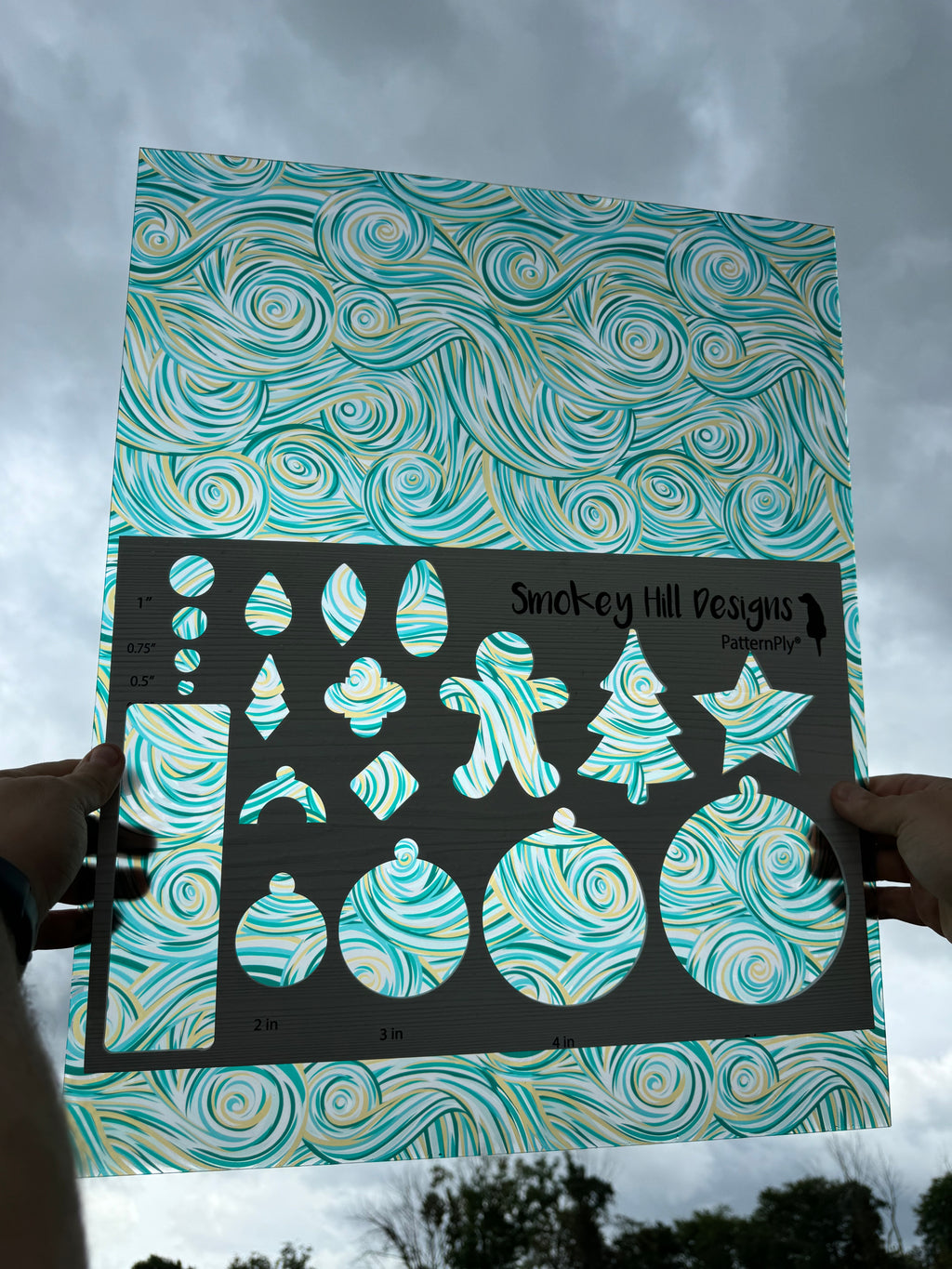 PatternPly® 19x24" Transparent Beachy Swirls XL Scale product photo 2