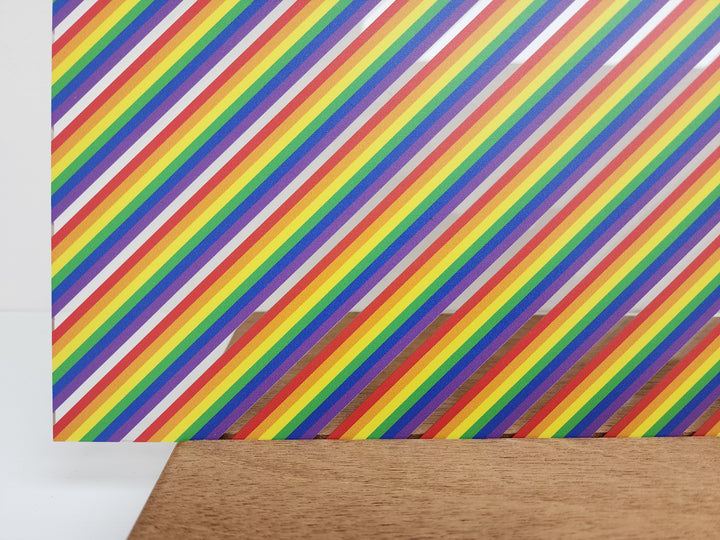 PatternPly® Scattered Diagonal Rainbow Stripes