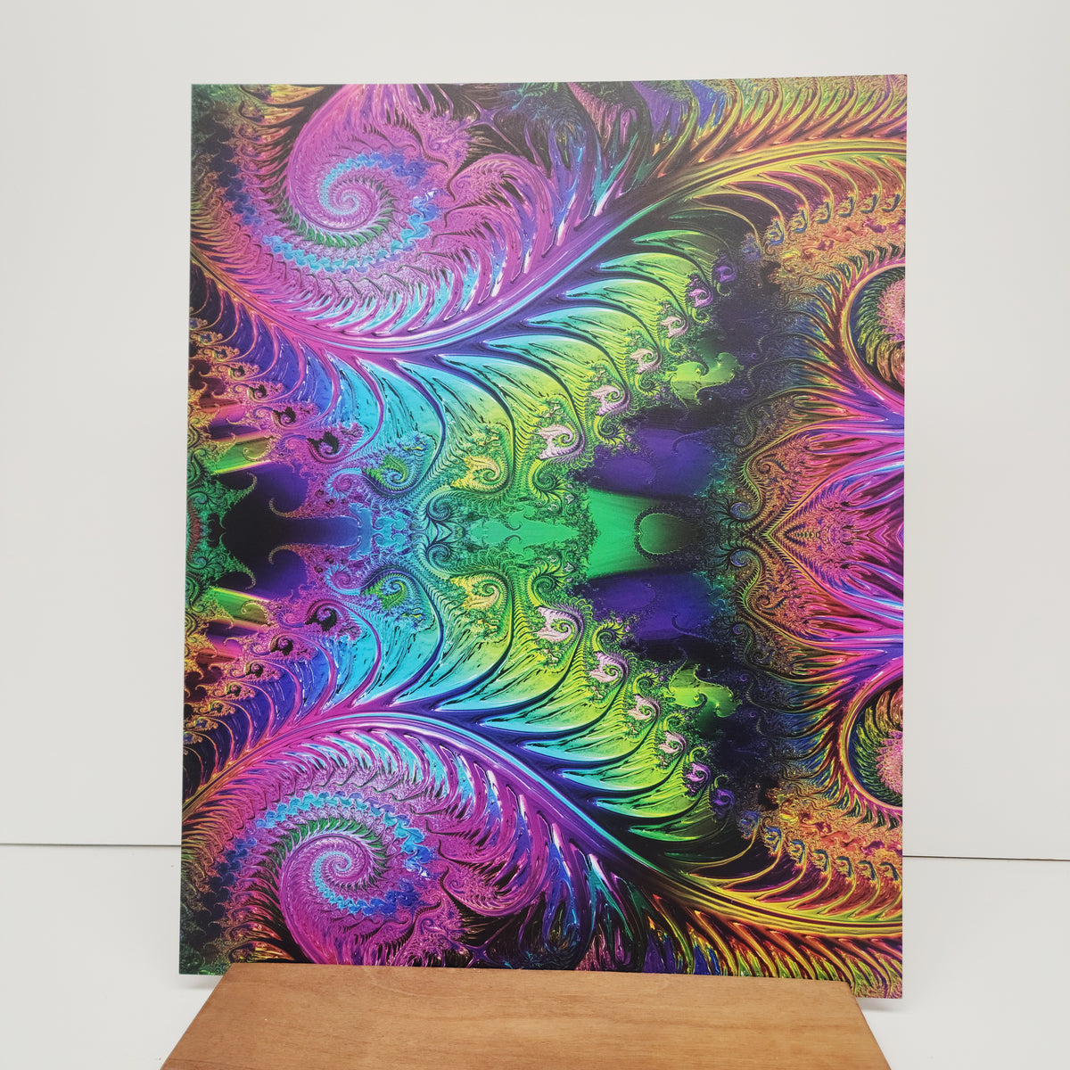PatternPly® 19x24" Glassy Rainbow Swirl Original Scale sheet showing the pattern