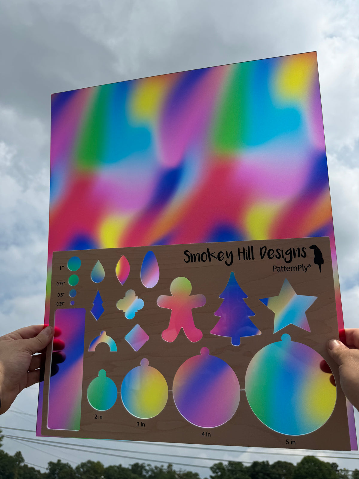 PatternPly® 19x24" Transparent Airbrush Rainbow XL Scale product photo 2