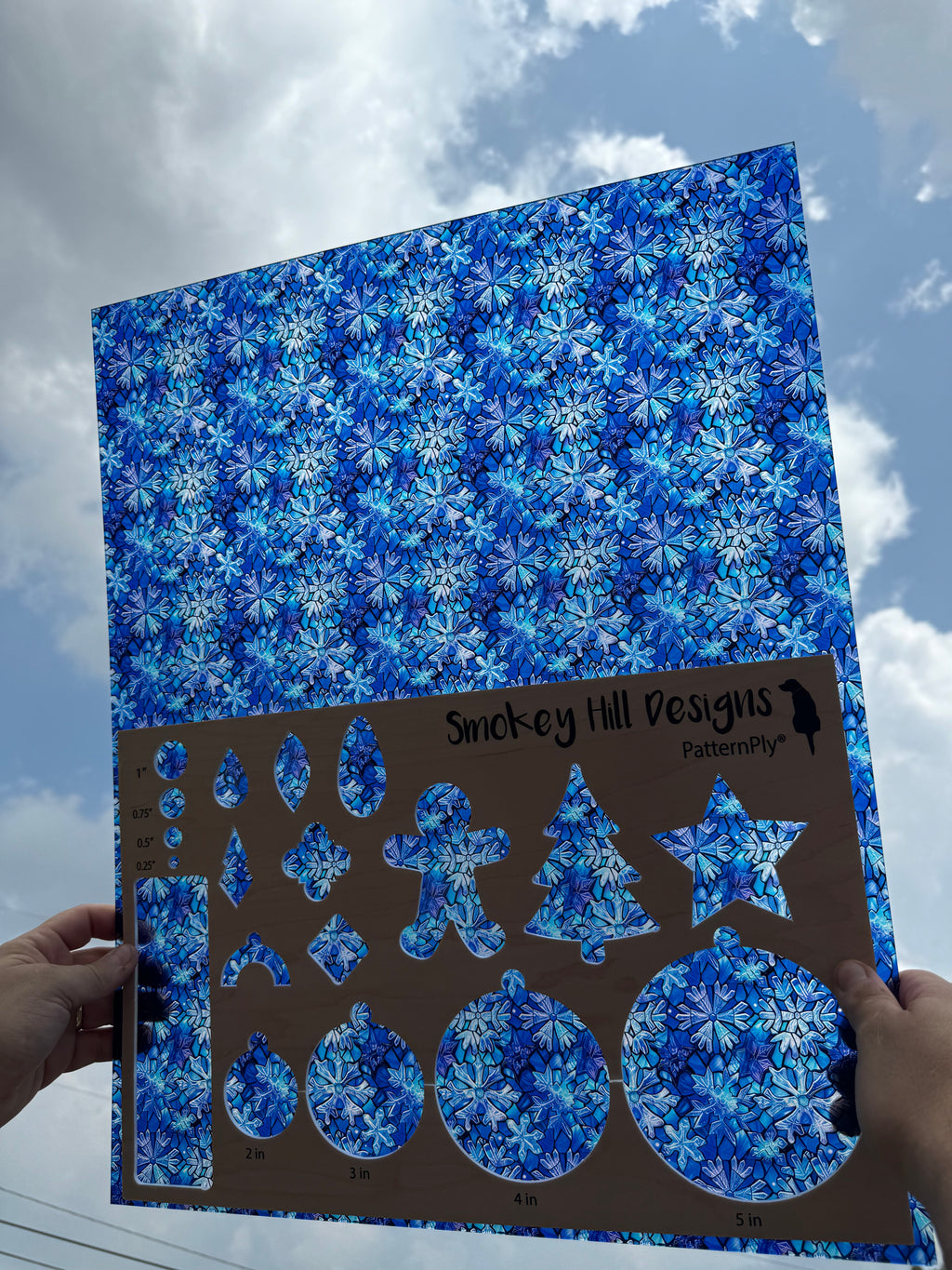 PatternPly® 19x24" Transparent Melting Snowflakes Original Scale product photo 2