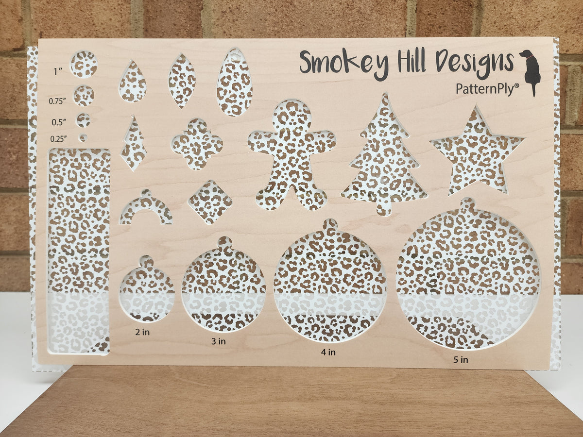 PatternPly® Scattered Leopard WHITE product photo 2