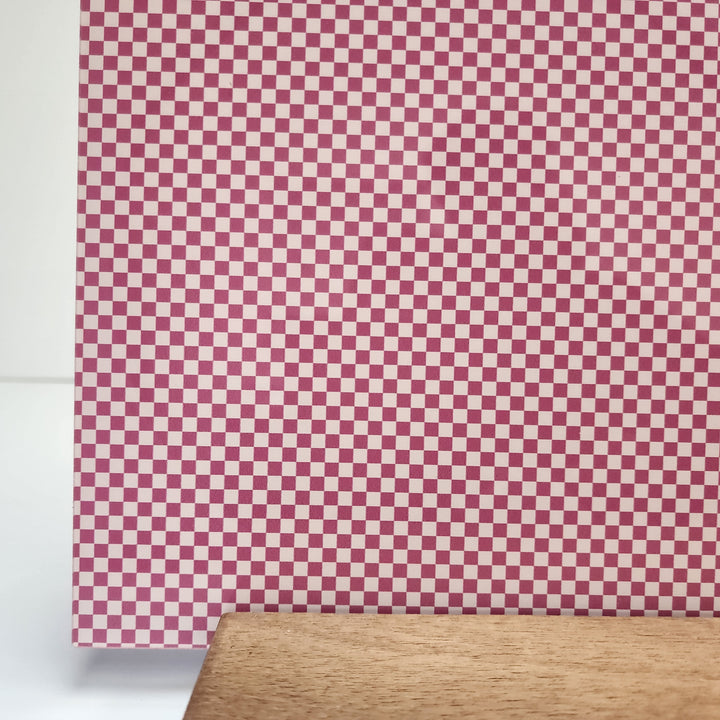 PatternPly® Mini Pink and White Checkerboard