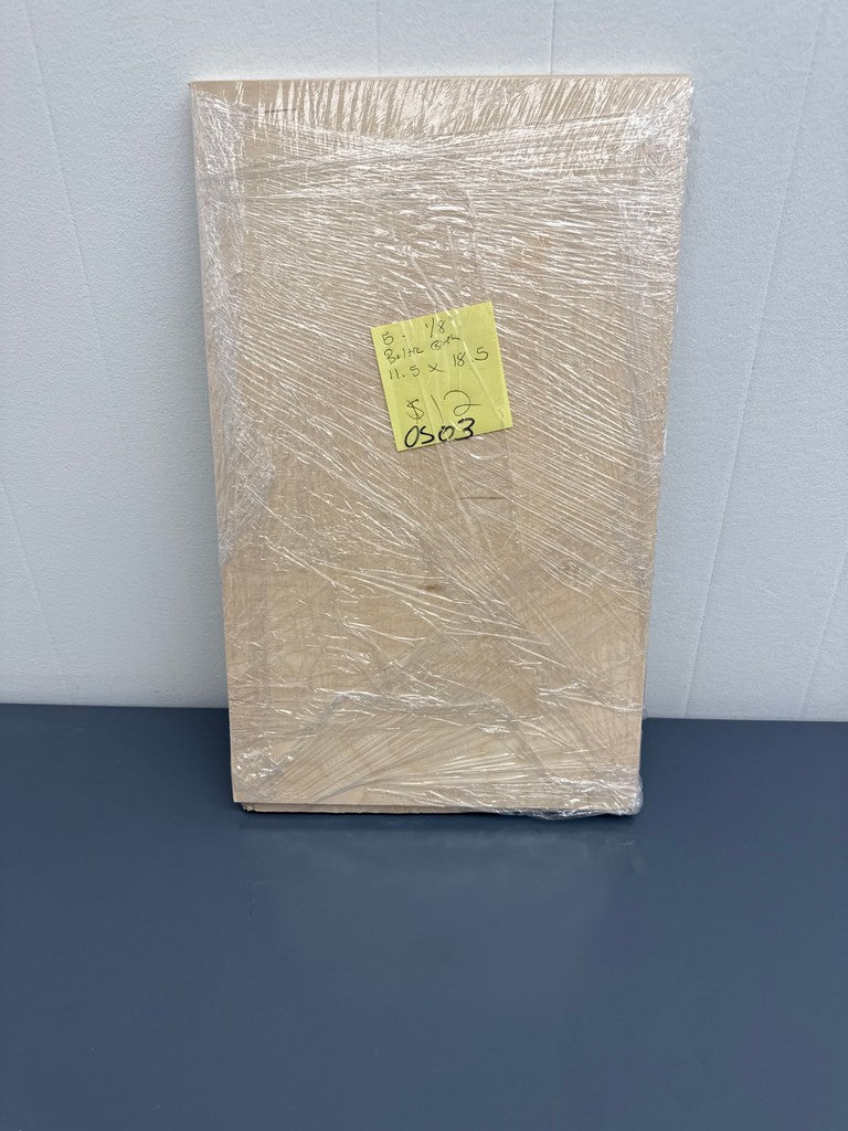 Outlet 1/8 in Baltic birch off cuts, 5 pieces 11.5 x 18.5 in
