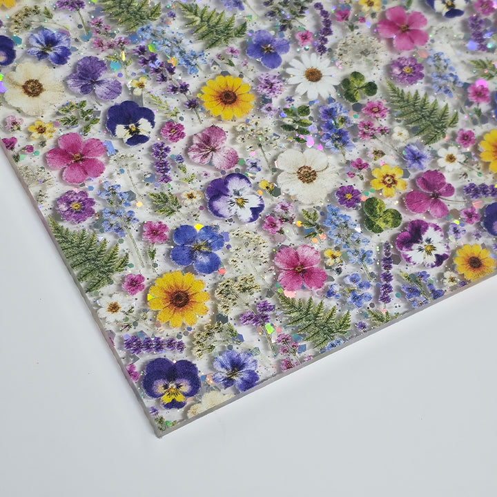 PatternPly® Scattered Colorful Pressed Flowers