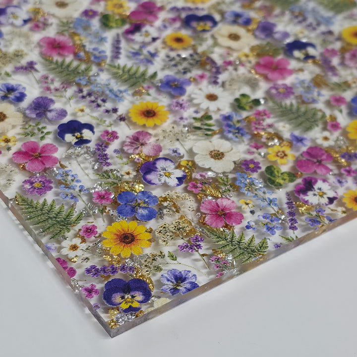 PatternPly® Scattered Colorful Pressed Flowers