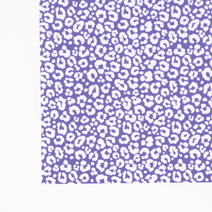 PatternPly® Scattered Leopard Purple