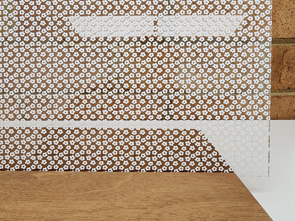 PatternPly® Scattered Simple Flowers WHITE sheet showing the pattern