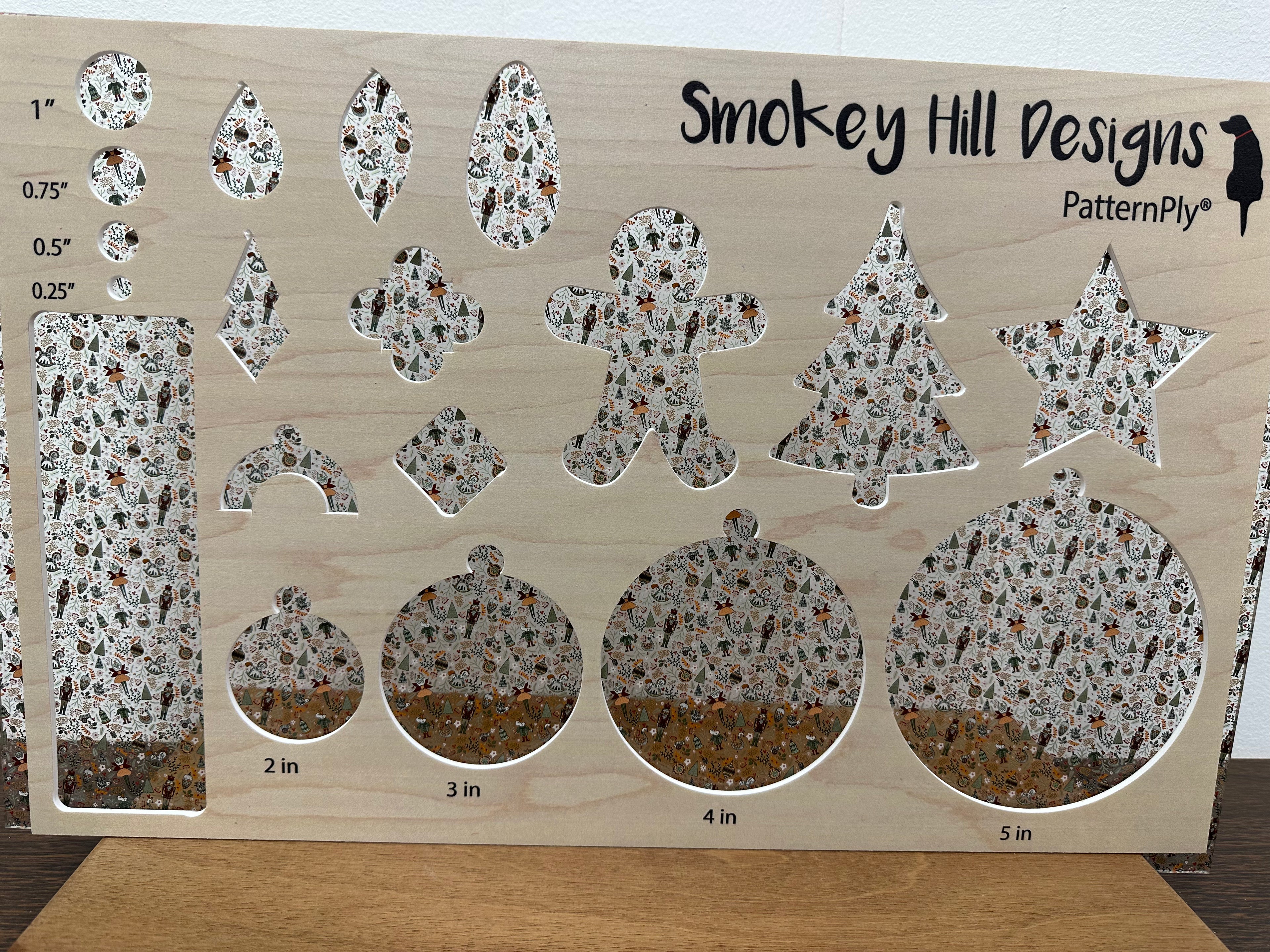 PatternPly® Scattered Neutral Nutcracker Ballet product photo 2