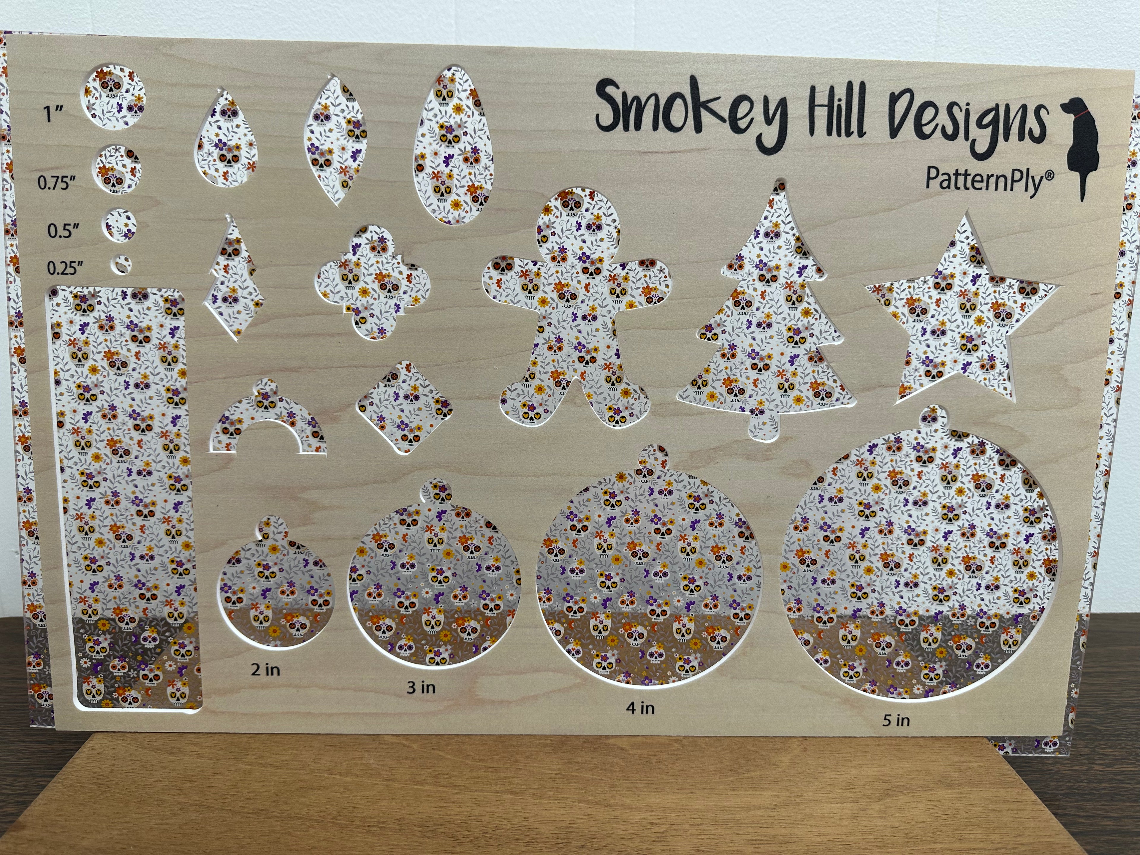 PatternPly® Scattered Sugar Skulls and Vines product photo 2