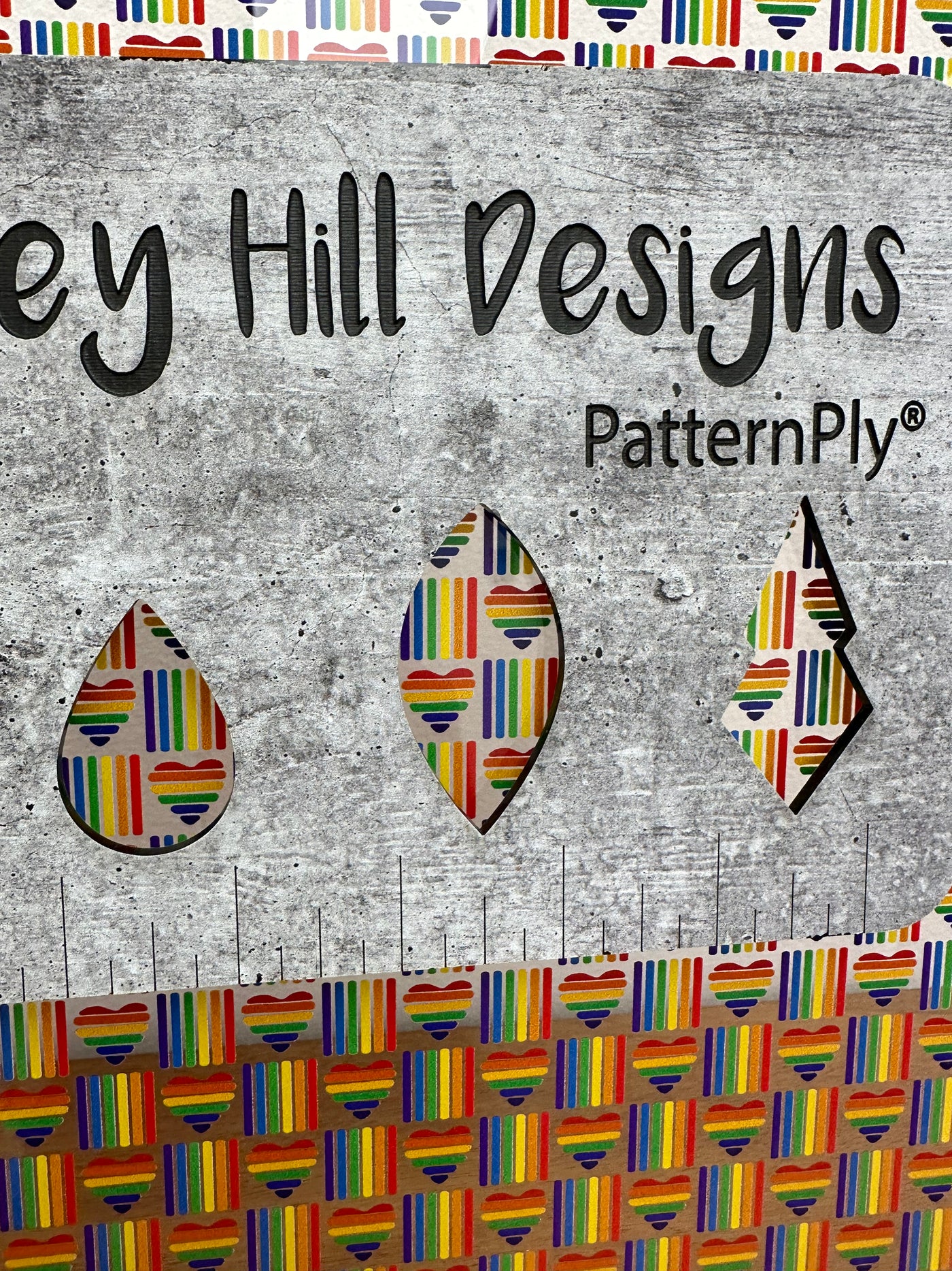 PatternPly® Scattered Rainbow Stripe Hearts and Boxes