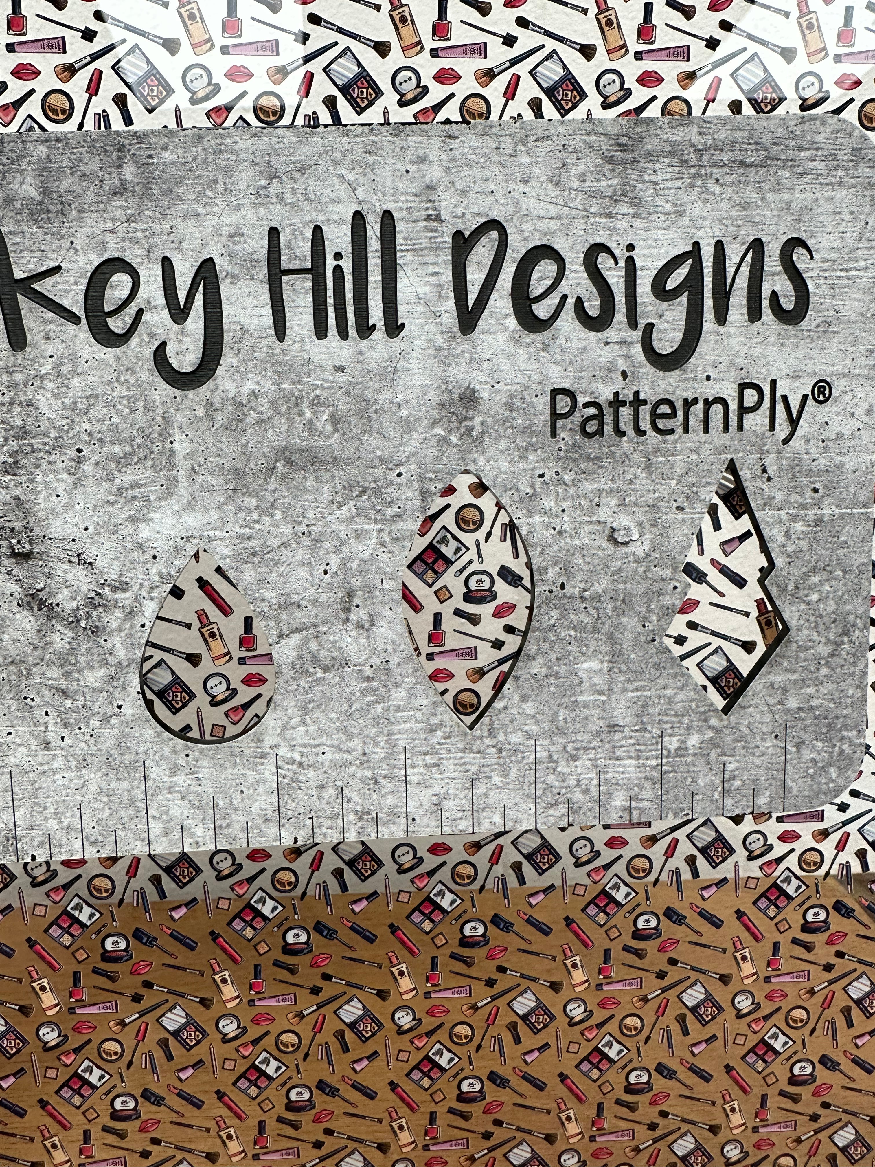 PatternPly® Scattered Makeup product photo 2