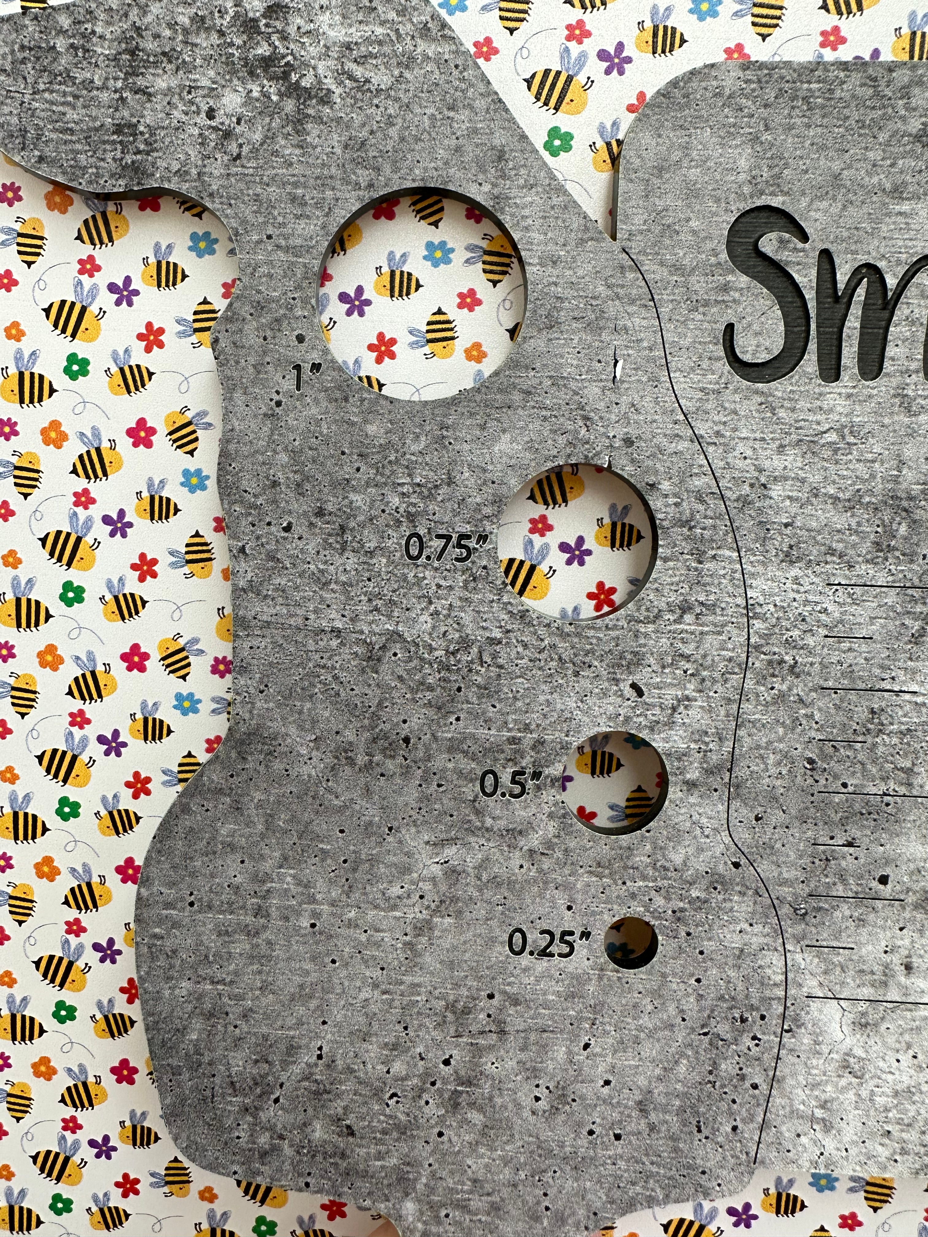 PatternPly® Full Coverage Cartoon Bees and Flowers product photo 4