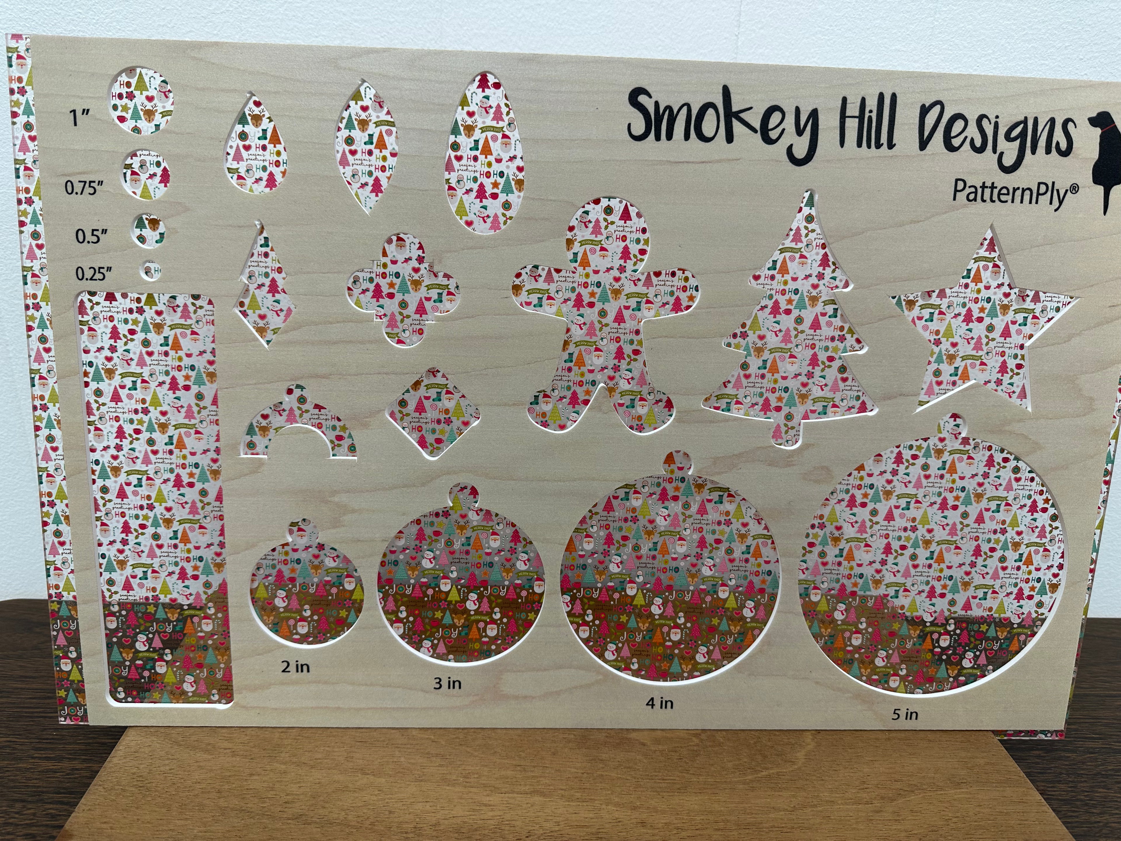 PatternPly® Scattered Snowmen, Santas, and Christmas Treats product photo 2