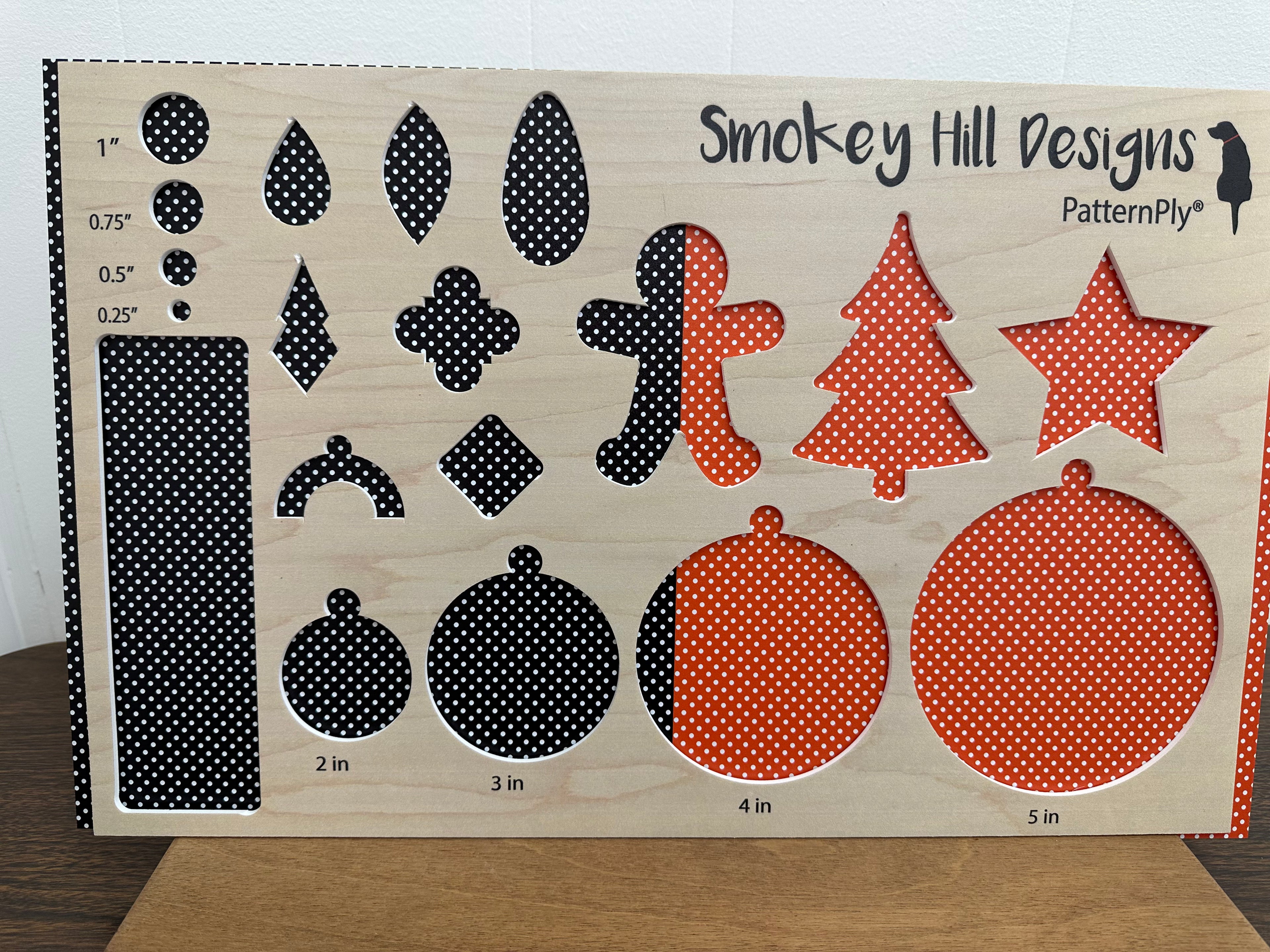 PatternPly® Full Coverage Halloween Polka Dot Duo product photo 2