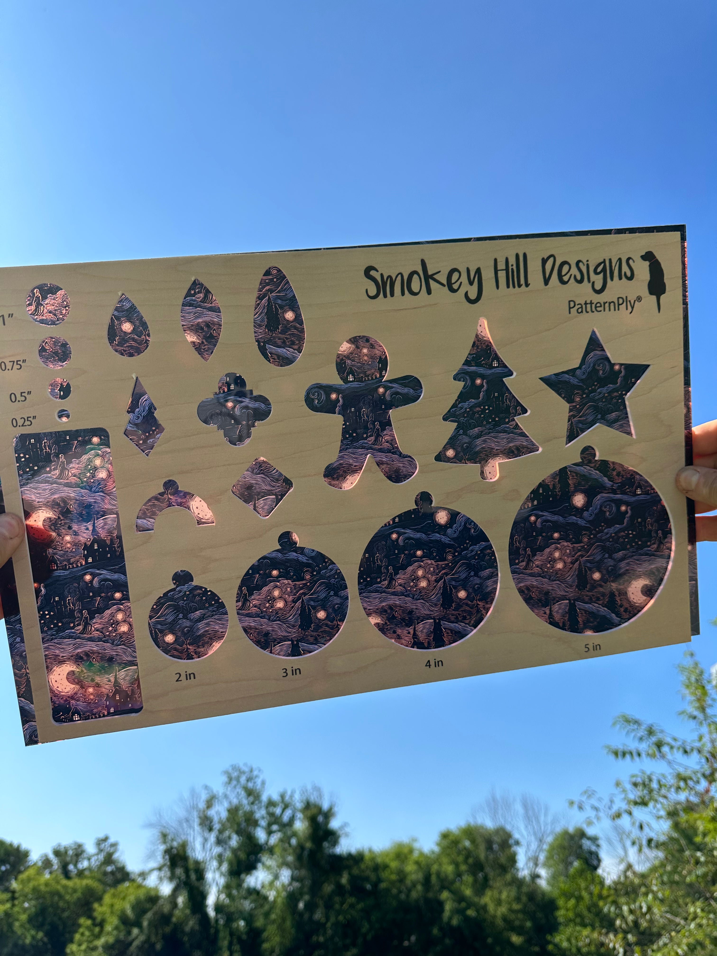 PatternPly® Transparent Halloween Night Large product photo 2
