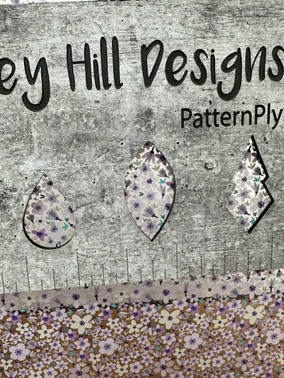 PatternPly® Scattered Micro Purple Floral