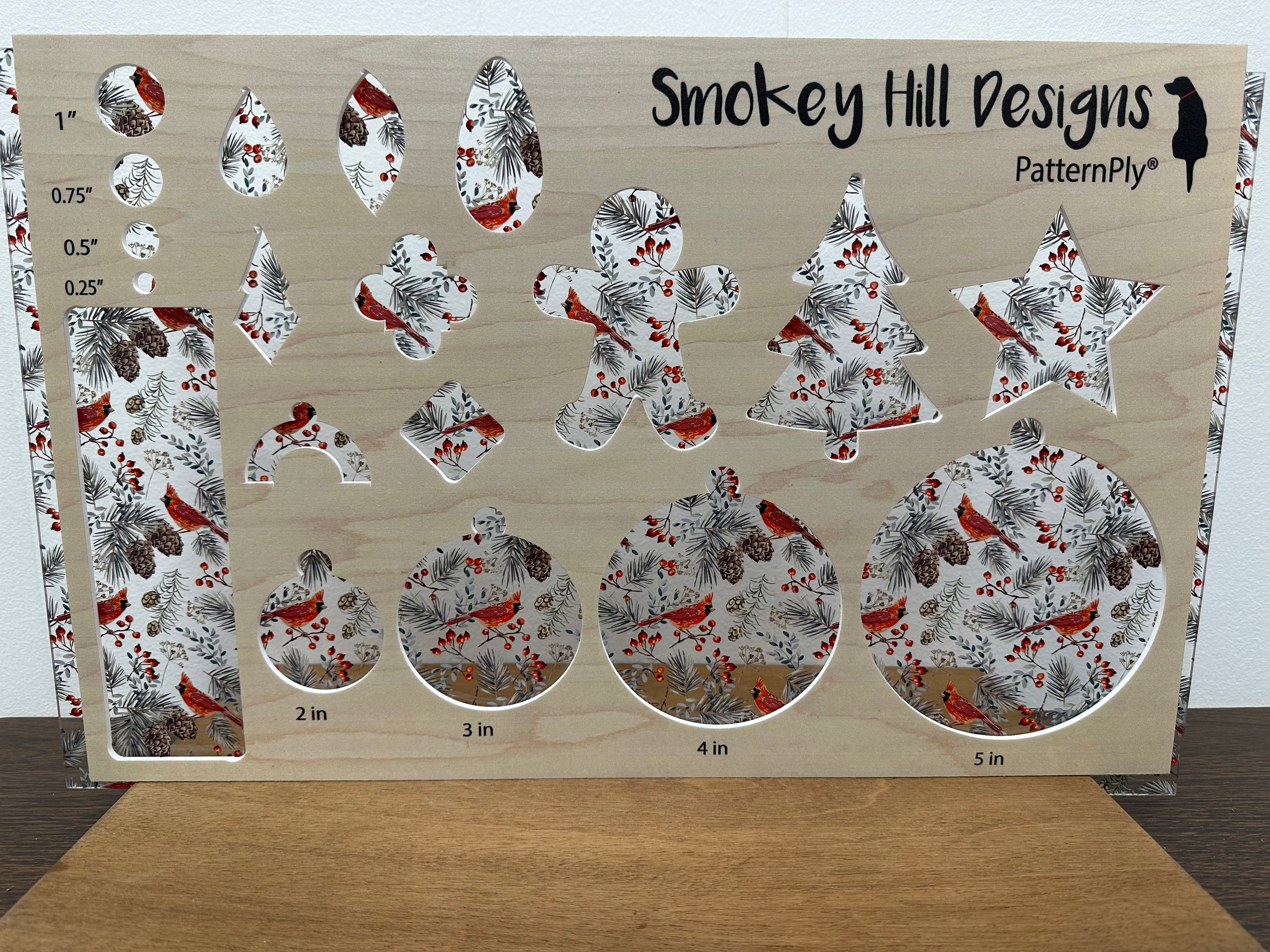 PatternPly® Scattered Cardinals and Pinecones Large product photo 2