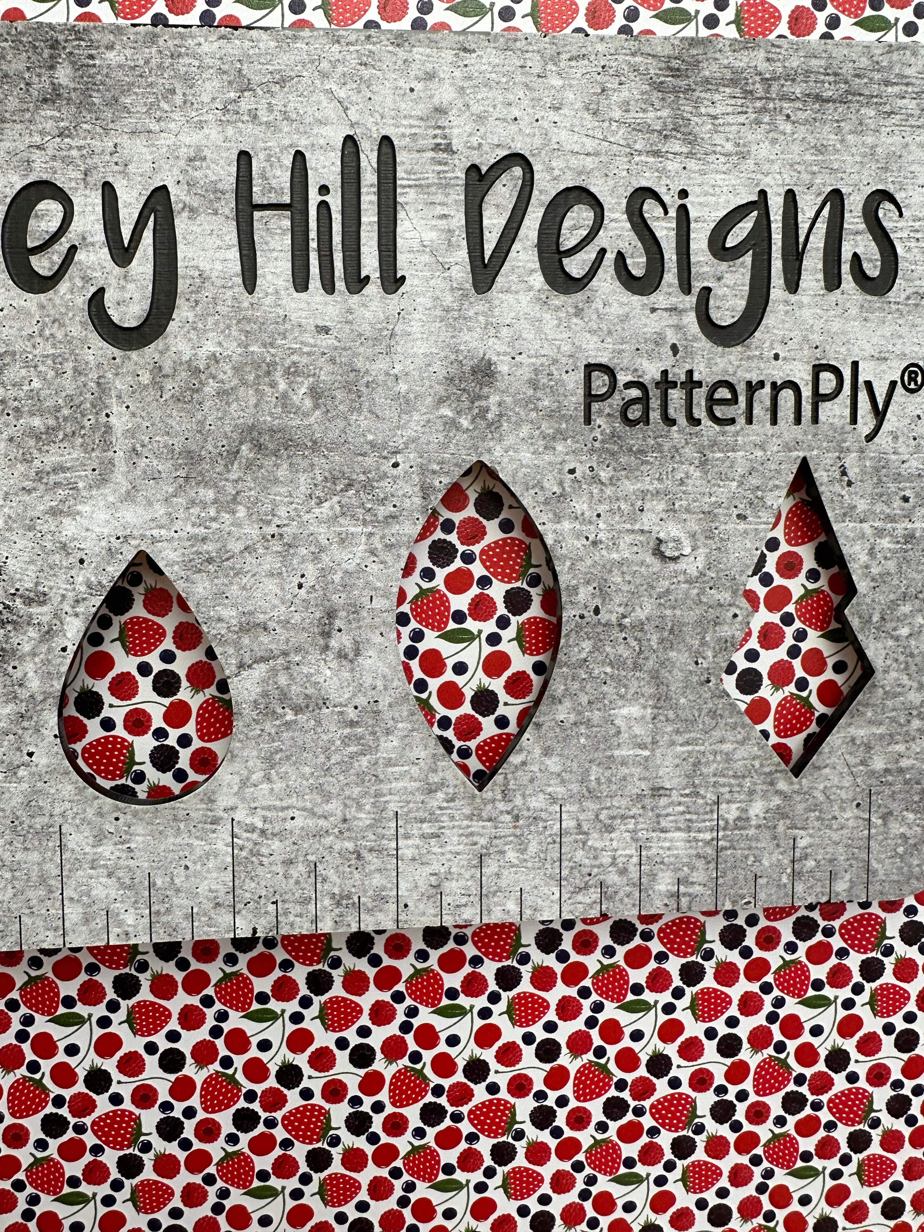 PatternPly® Full Coverage Mixed Berries product photo 2