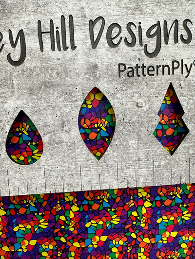 PatternPly® Rainbow Pebble Stained Glass