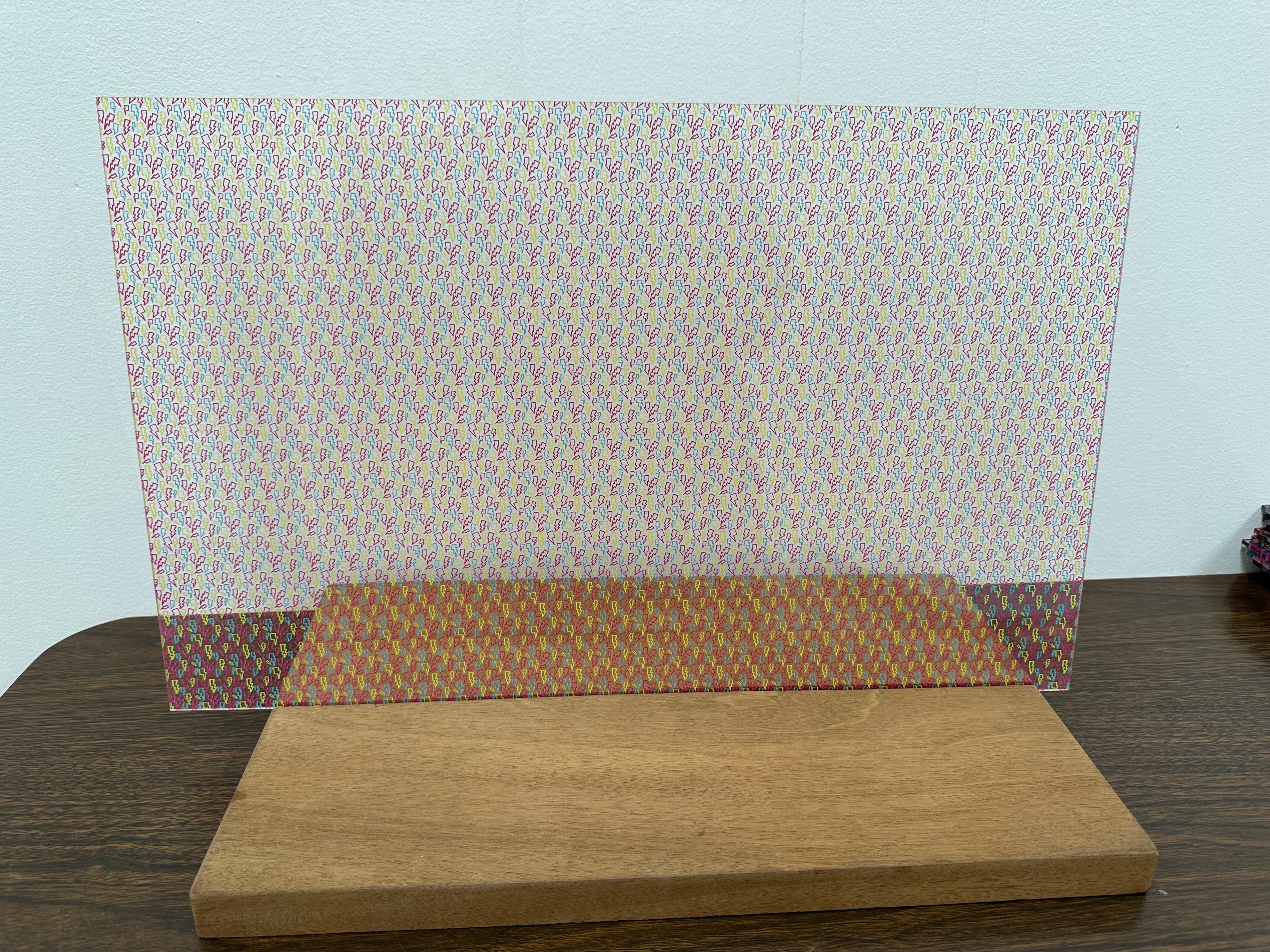 PatternPly® Scattered Lightning Bolt Outlines product photo 3