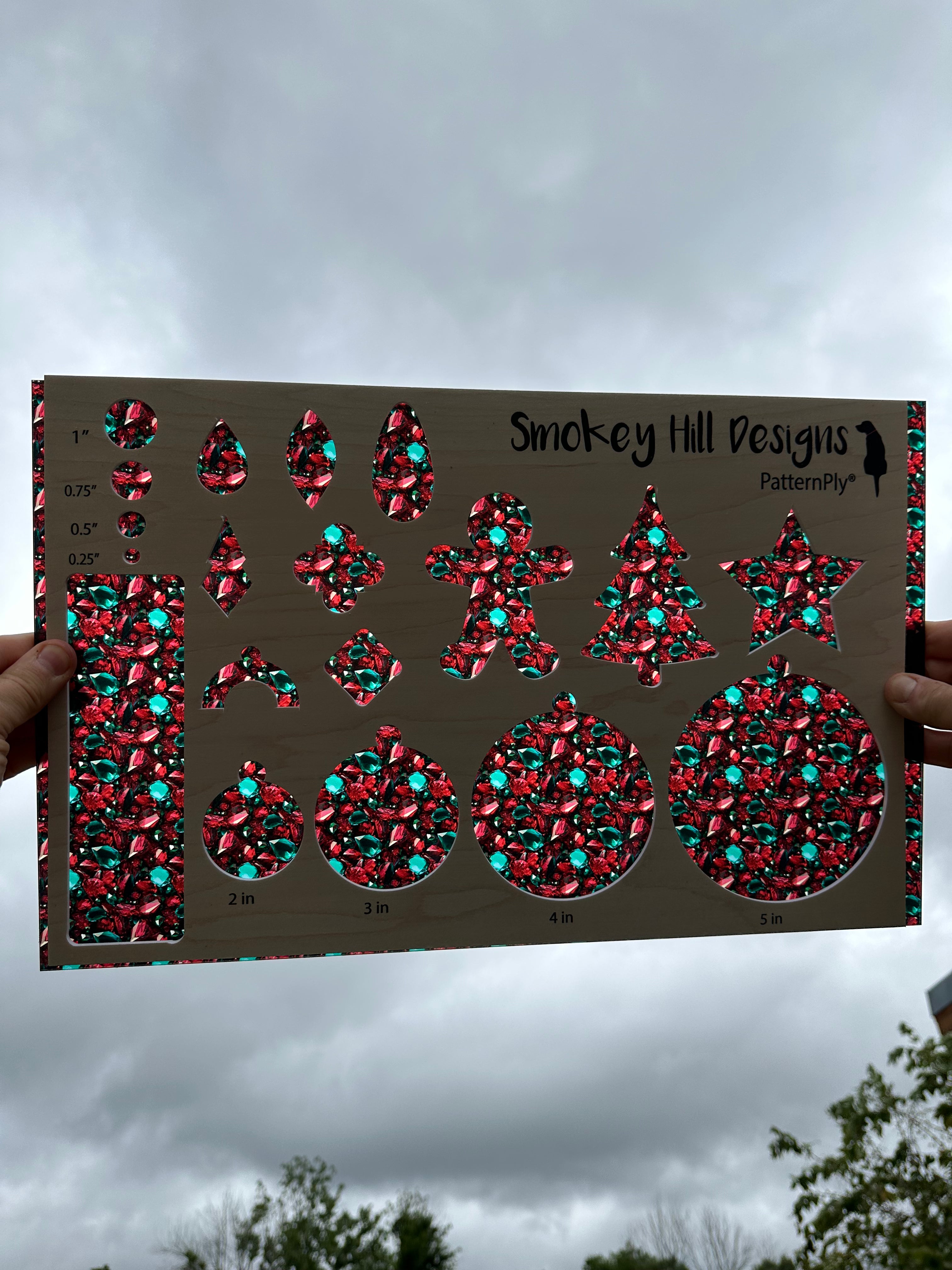 PatternPly® Transparent Emeralds and Rubies product photo 2
