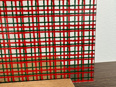 PatternPly® Scattered Red and Green Plaid