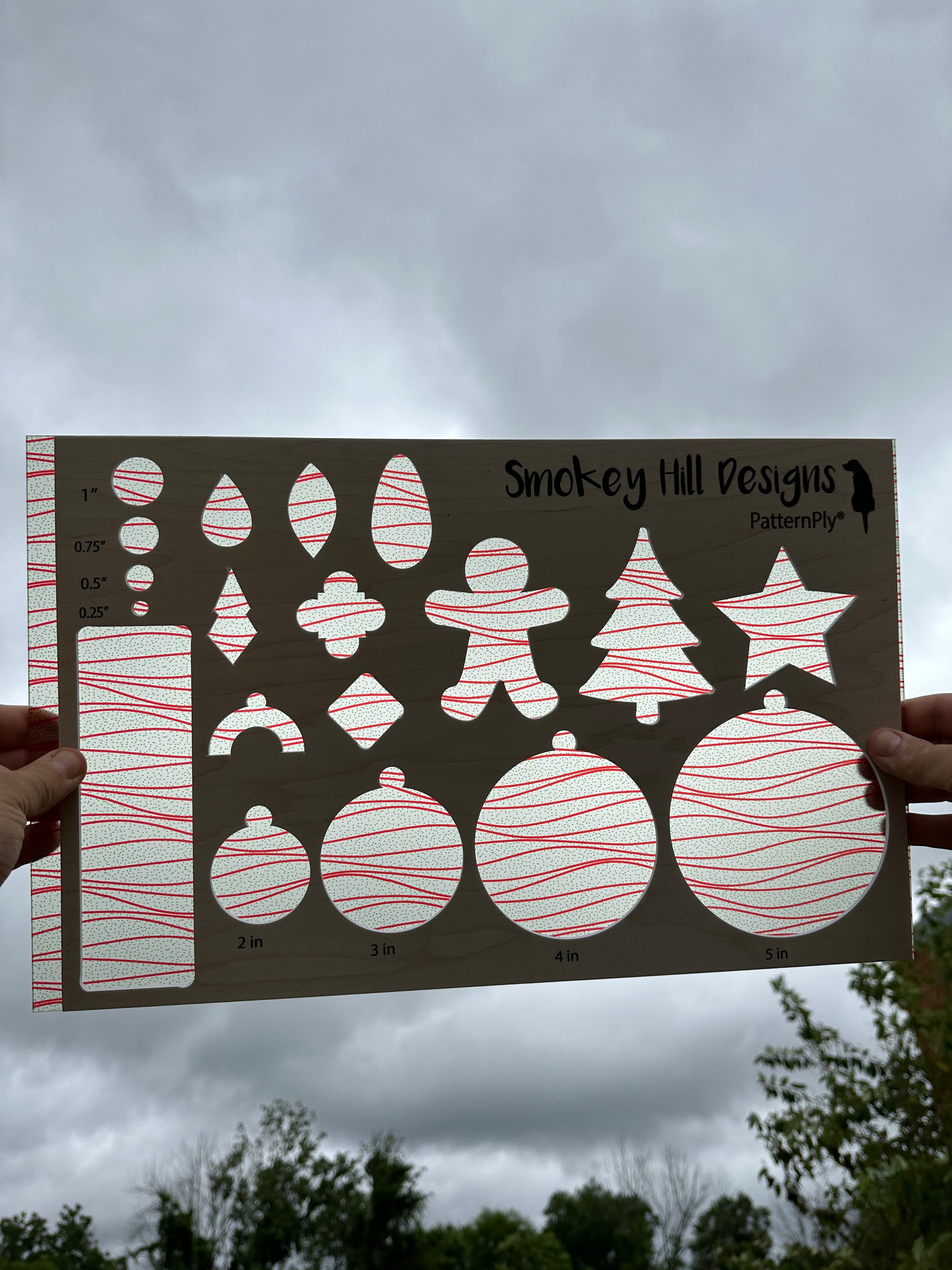 PatternPly® Transparent Frosted Holiday Snack Cake product photo 2