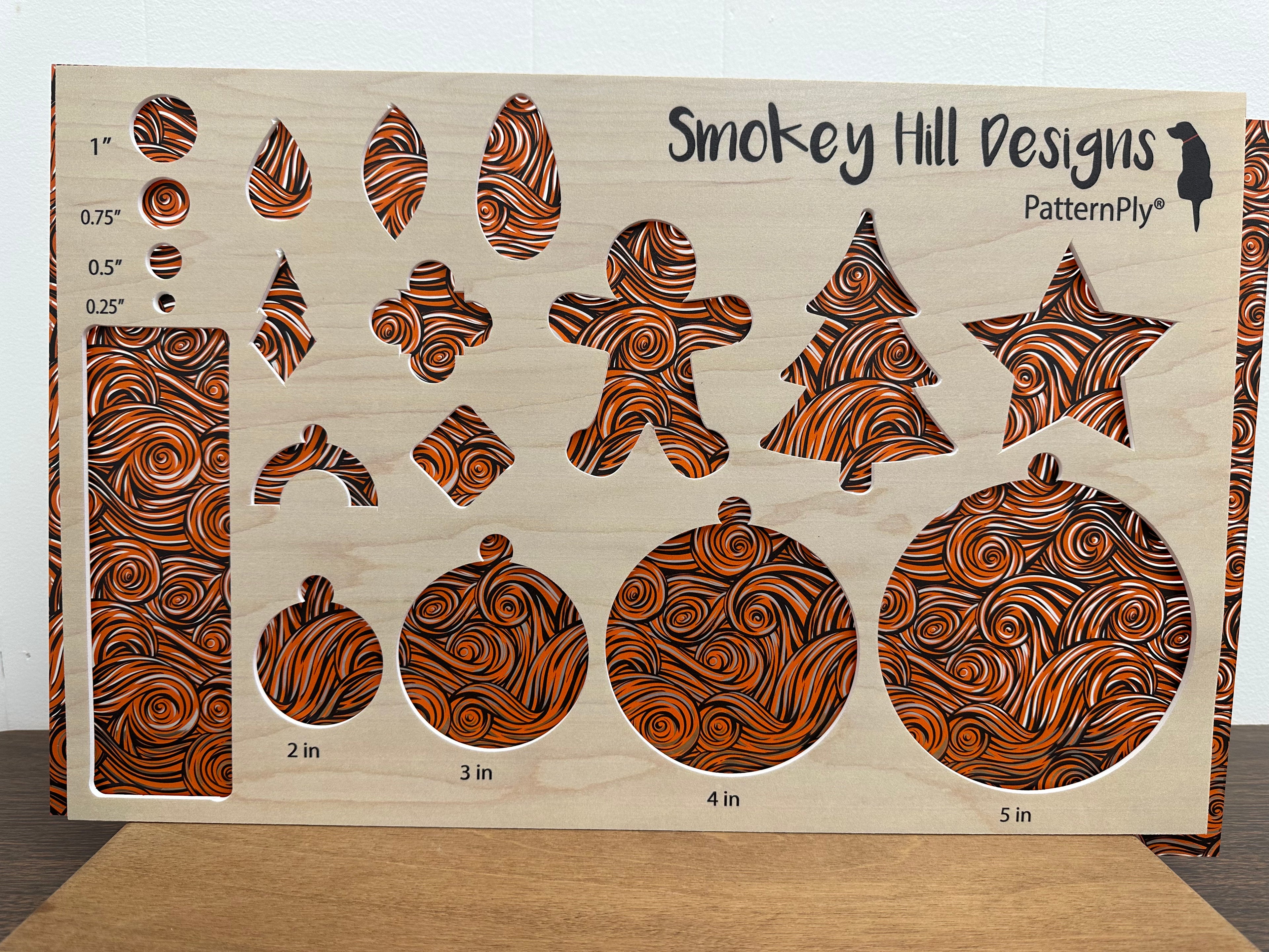 PatternPly® Scattered Halloween Swirls Large product photo 2