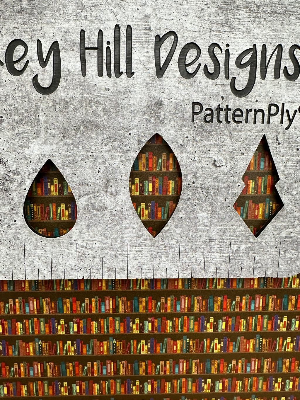 PatternPly® Full Coverage Bookshelves product photo 2