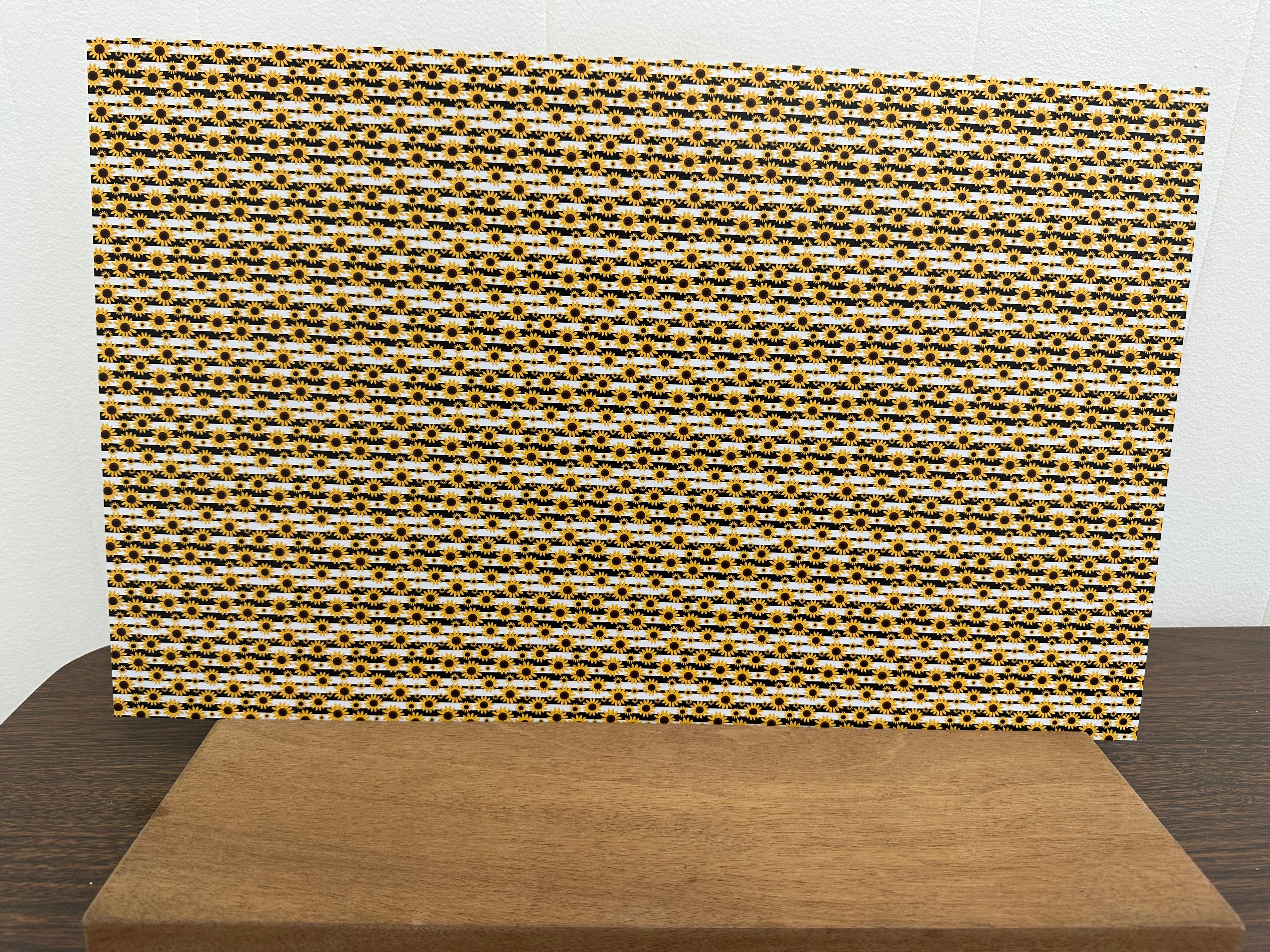 PatternPly® Full Coverage Sunflower Stripes product photo 3