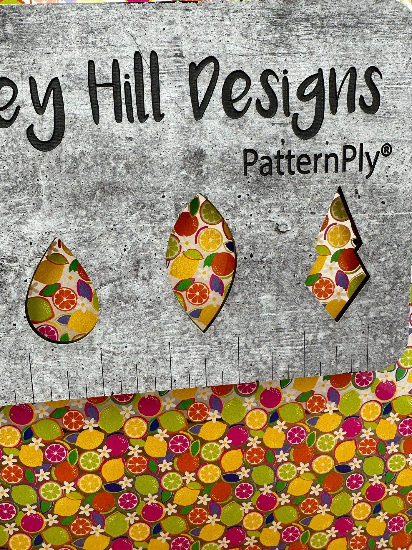 PatternPly® Scattered Summery Citrus
