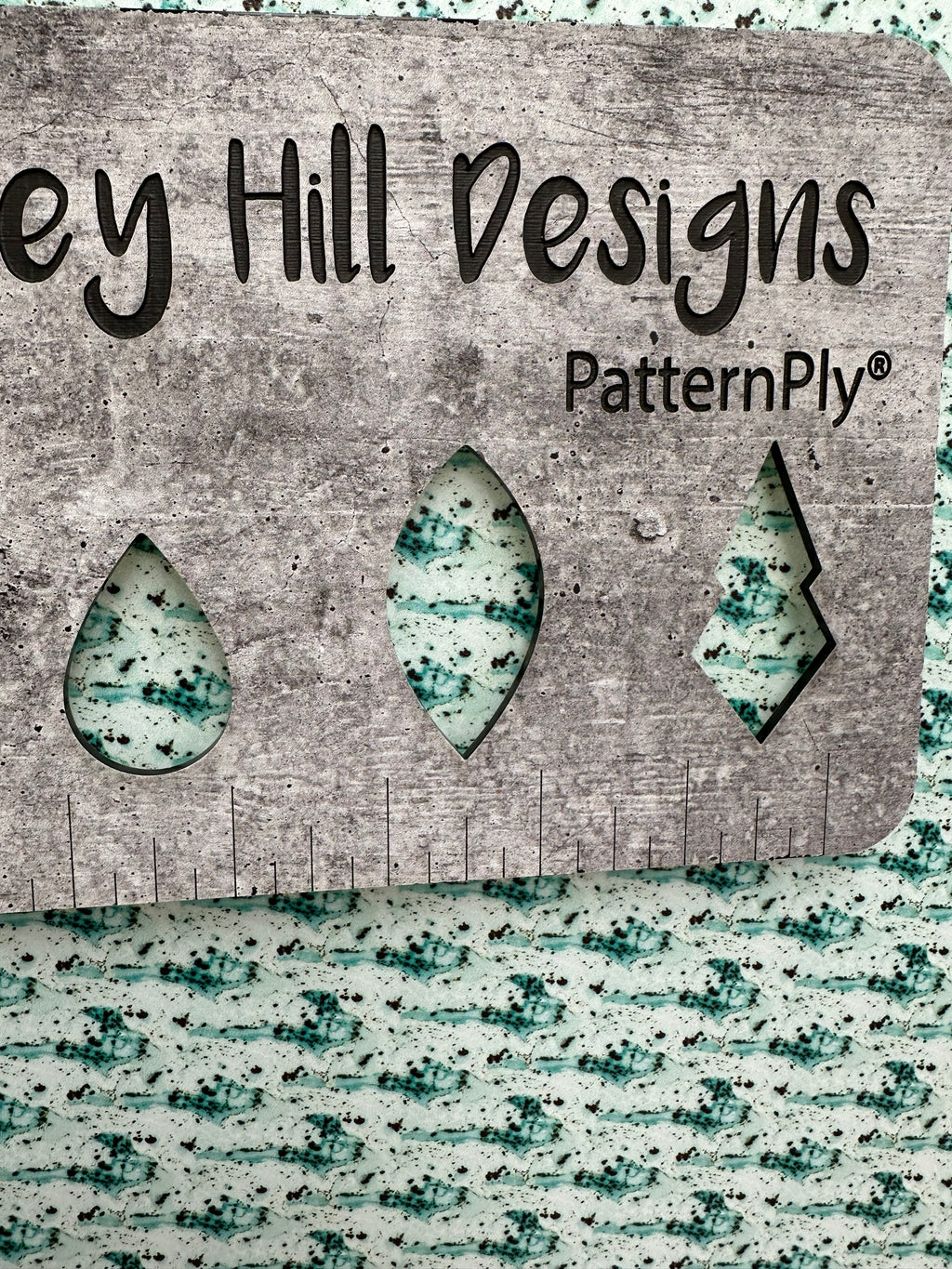 PatternPly® Full Coverage Micro Speckled Teal Stone product photo 2