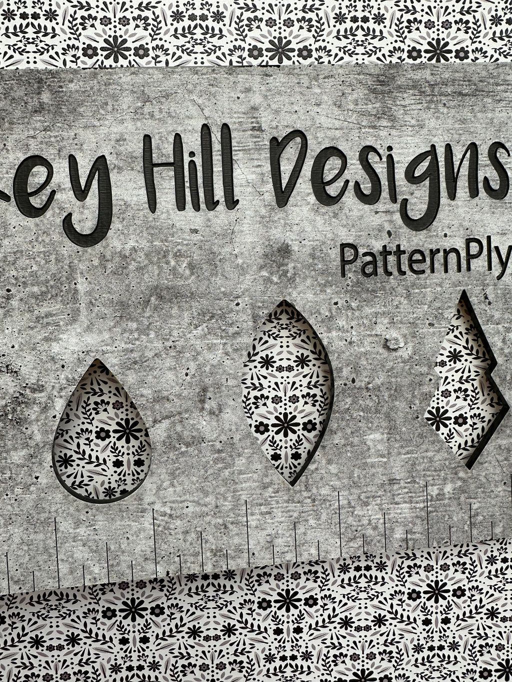 PatternPly® Full Coverage Grayscale Floral product photo 2