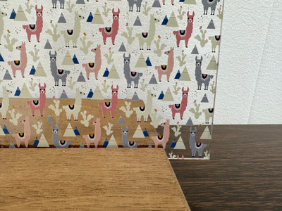 PatternPly® Scattered Llama Trio