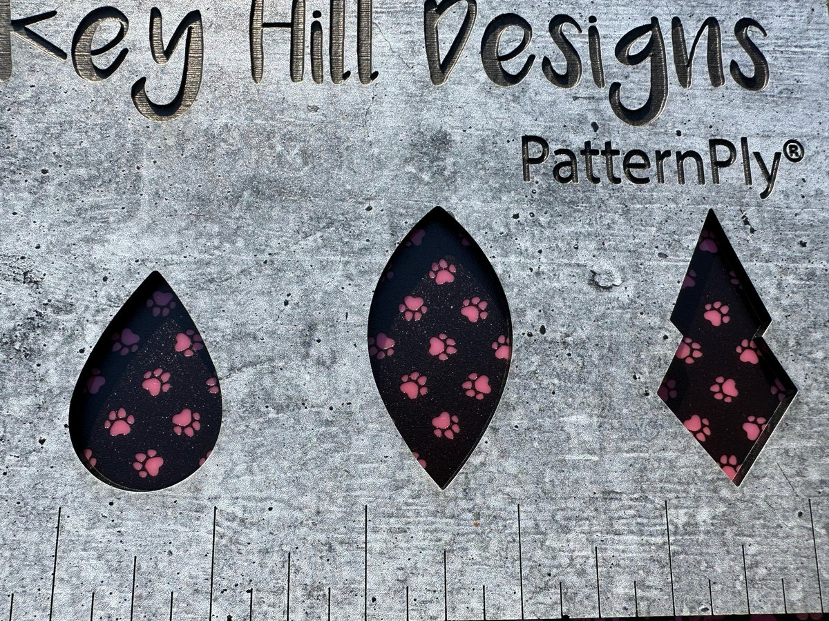 PatternPly® Scattered Pawprints BLACK product photo 5