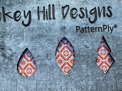 PatternPly® Scattered Aztec WHITE
